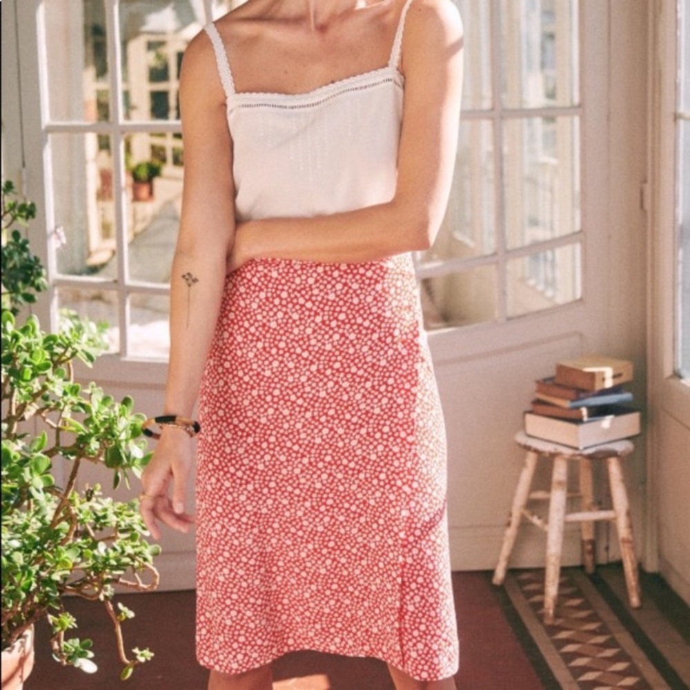 ☑️SOLD Sezane Maisie Skirt - Picture 3 of 7